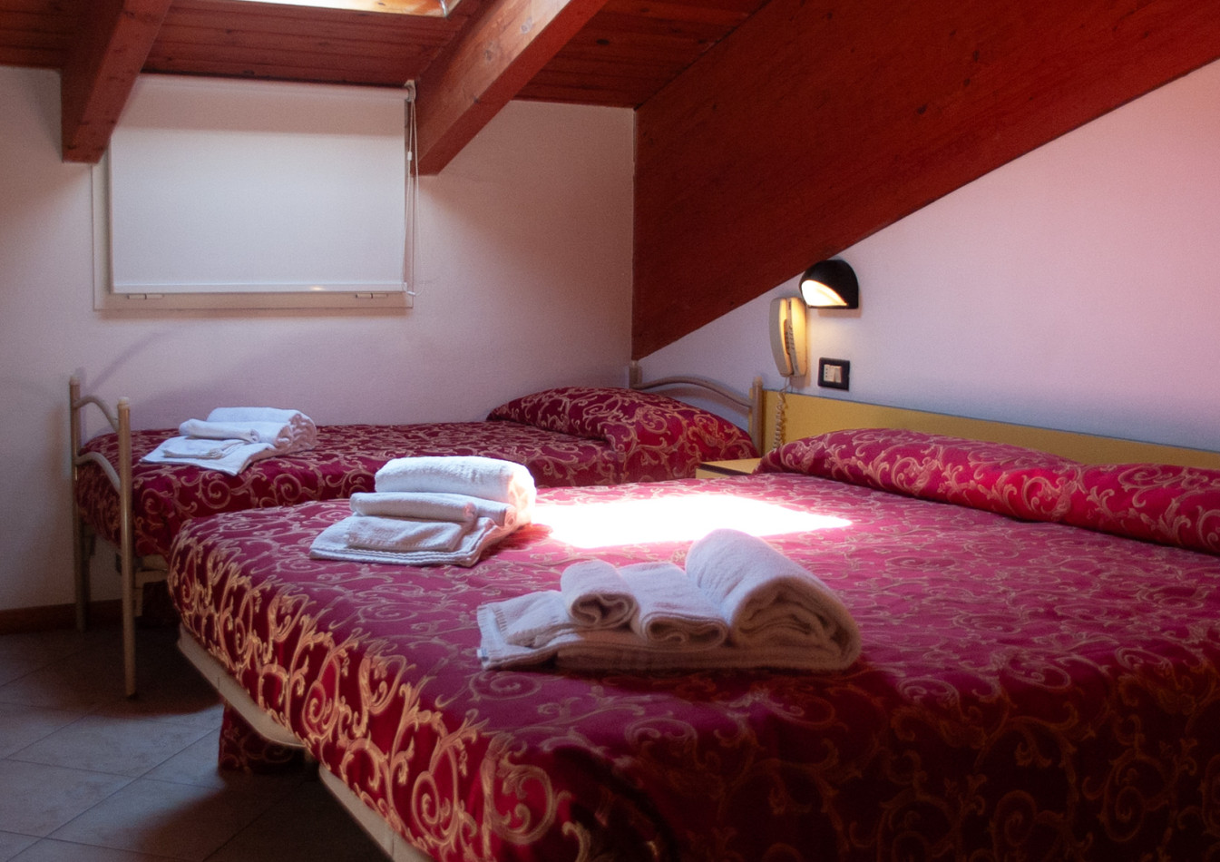 media.Slide_CameraEconomy_1Hotel_Miraggio_Rimini