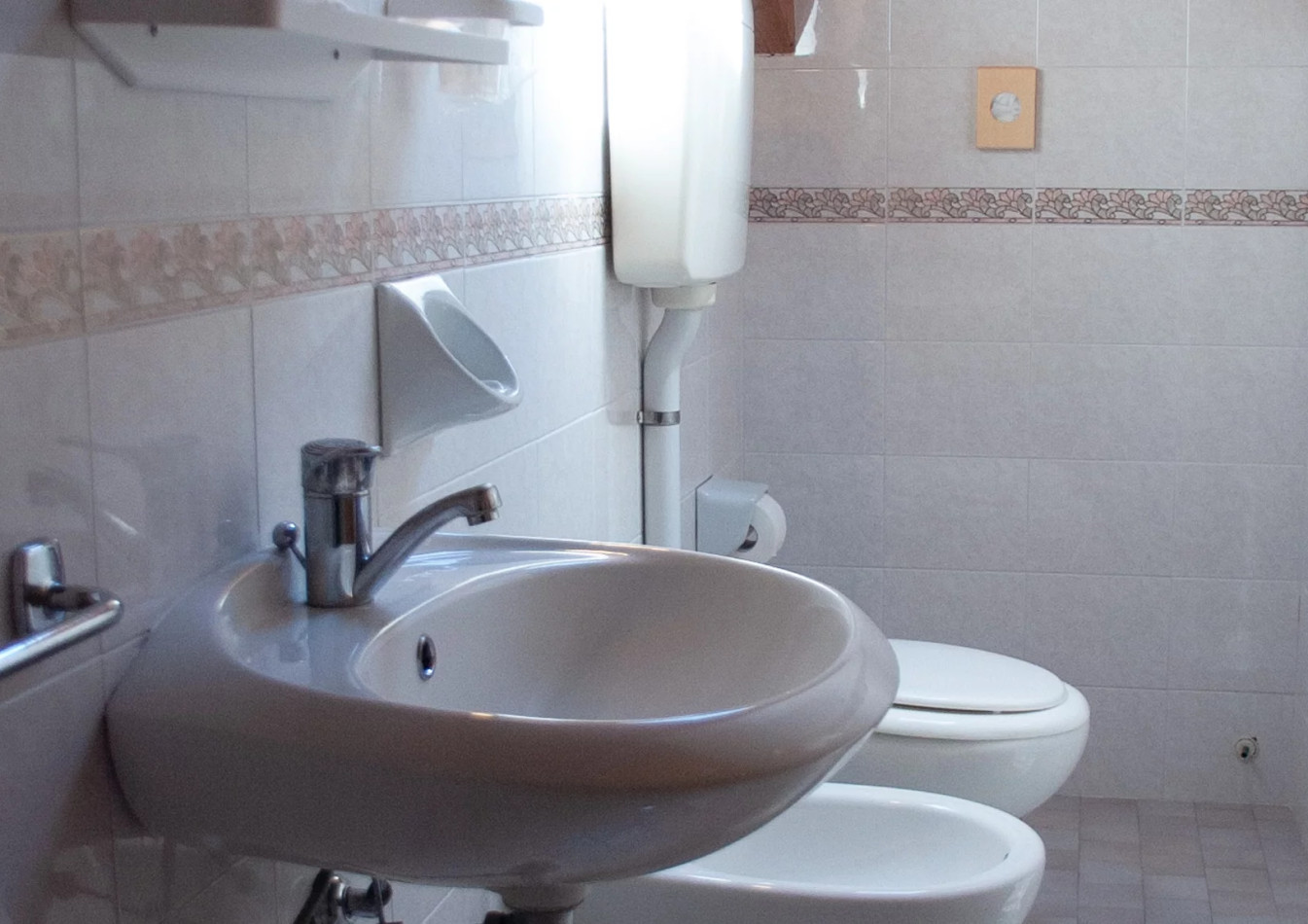 media.Slide_CameraEconomy_3Hotel_Miraggio_Rimini